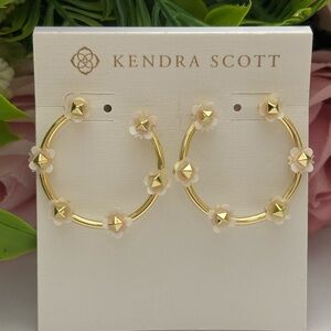 NWT Kendra Scott Deliah Gold Open Frame Hoops in Iridescent white Mix